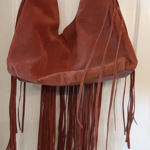 LD Women's Stirrup Native American Fringe Bag - Picture 2 of 6
